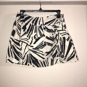 Printed skirt with pockets